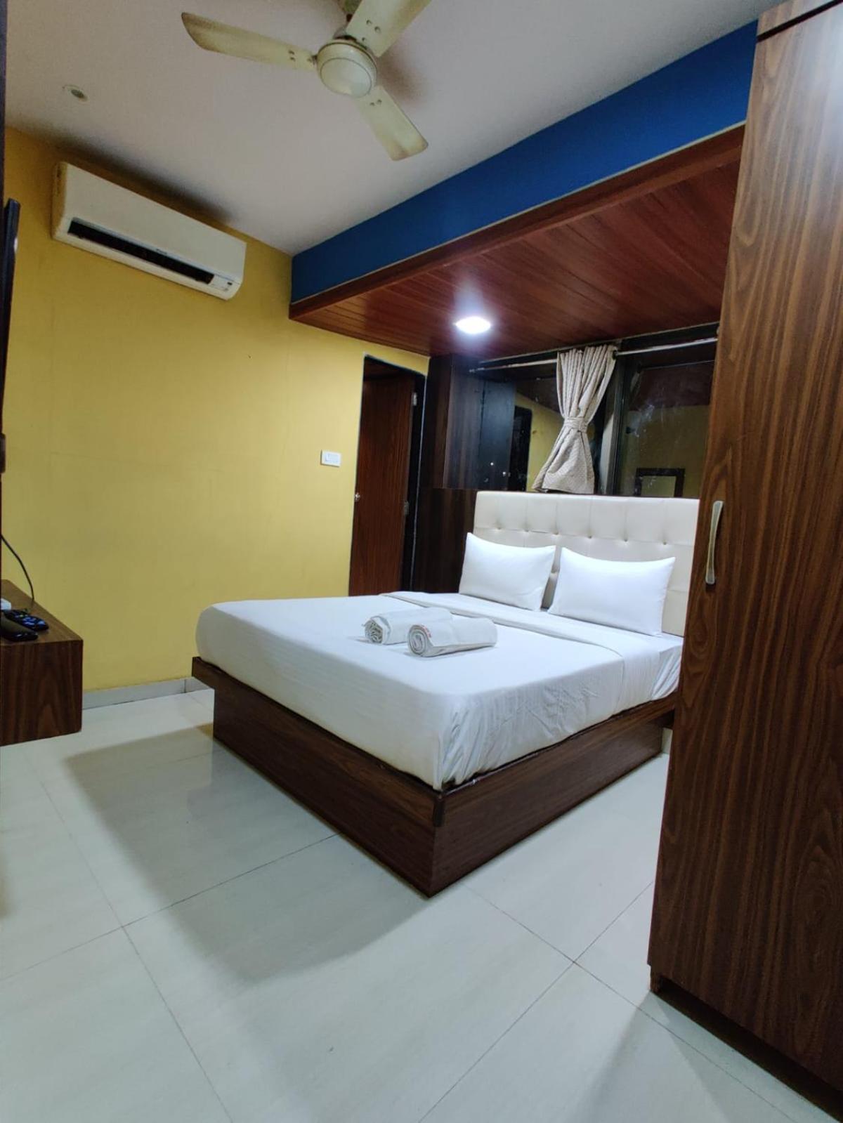 Hotel Artusinn Midc Andheri East Bombay Exterior foto