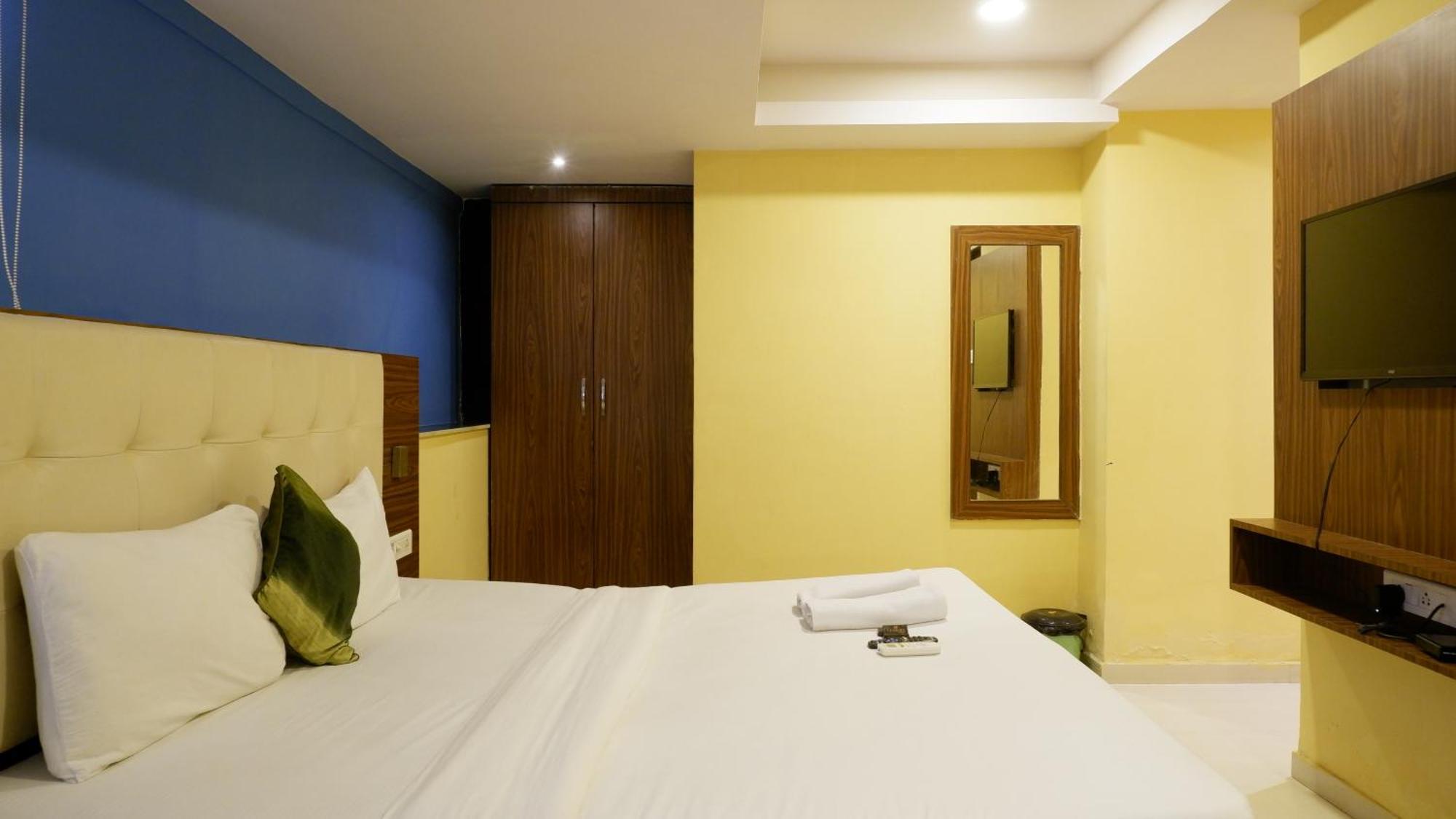 Hotel Artusinn Midc Andheri East Bombay Exterior foto